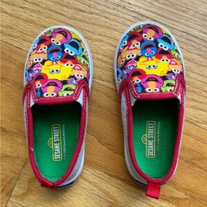 Sesame Street Kids Red-Multicolor Character Slip-On Sneakers